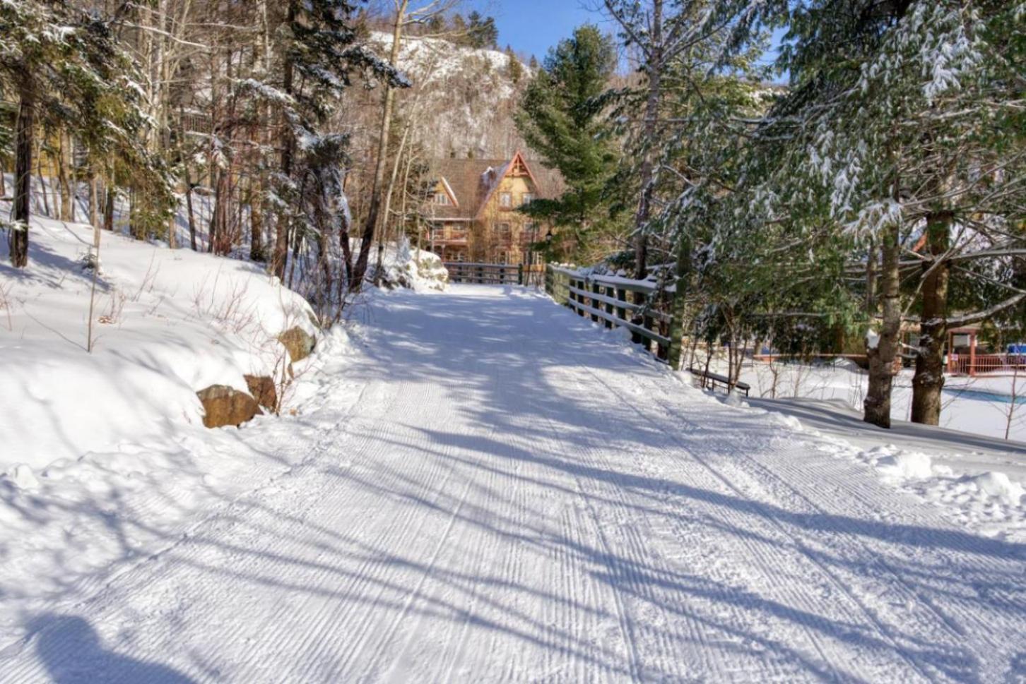 Le Plateau East By Tremblant Vacations Apartment Mont-Tremblant Exterior photo
