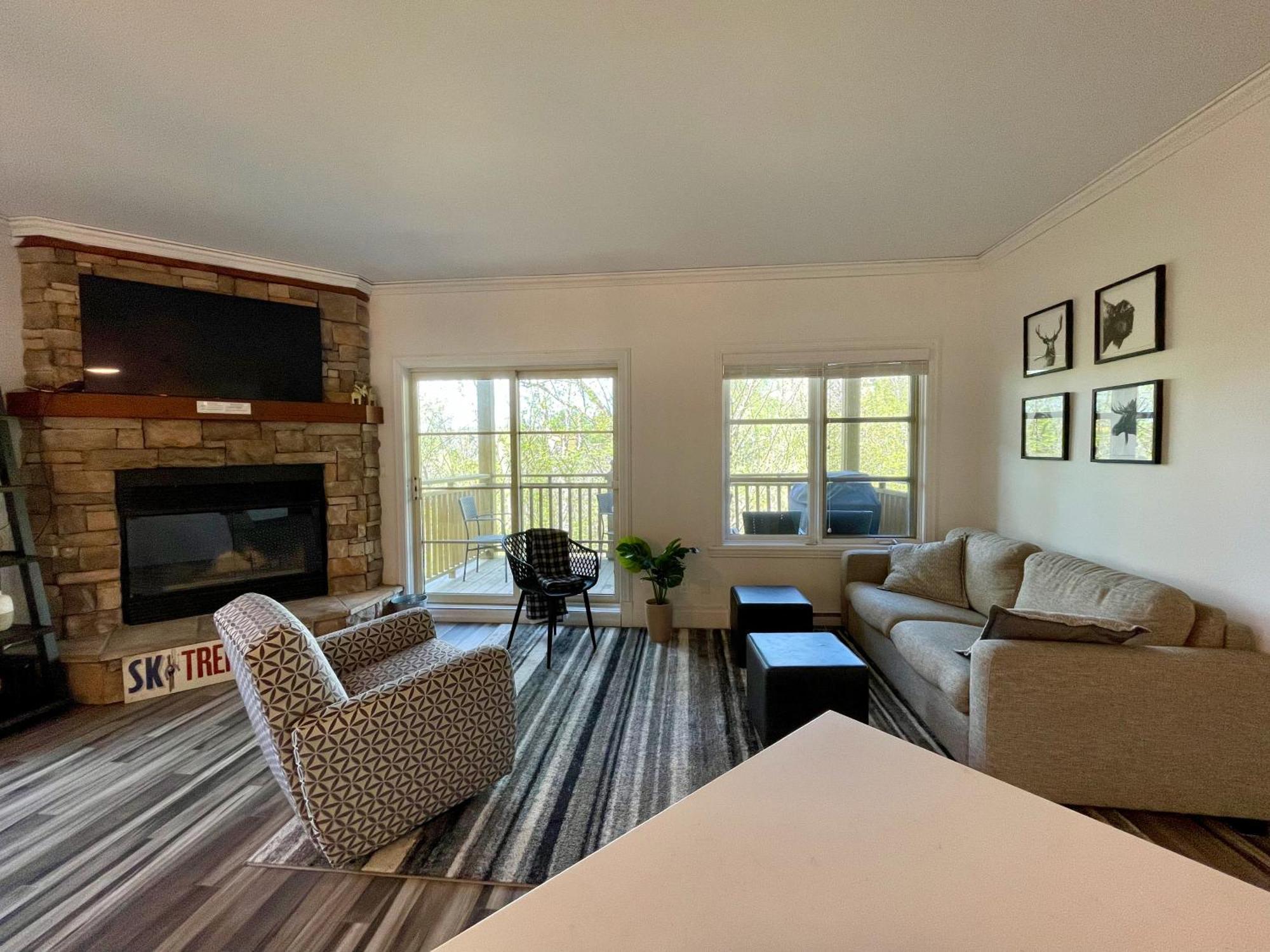 Le Plateau East By Tremblant Vacations Apartment Mont-Tremblant Exterior photo
